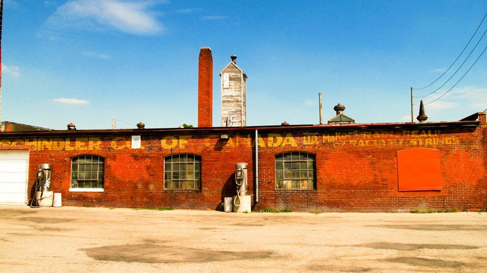 Schindler, 1 Audley-2.jpg Schindler, 1 Audley-2.jpg