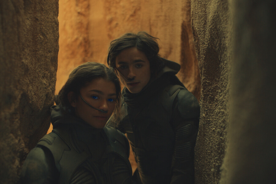 (L-r) ZENDAYA as Chani and TIMOTHÉE CHALAMET as Paul Atreides in Warner Bros. Pictures’ and Legendary Pictures’ action adventure Dune.
