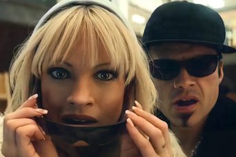 An image of Lily James and Sebastian Stan as Pamela Anderson and Tommy Lee in Pam And Tommy.