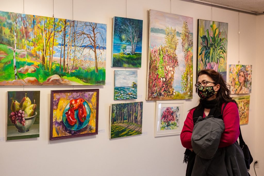 Artists donate work to support Ukraine