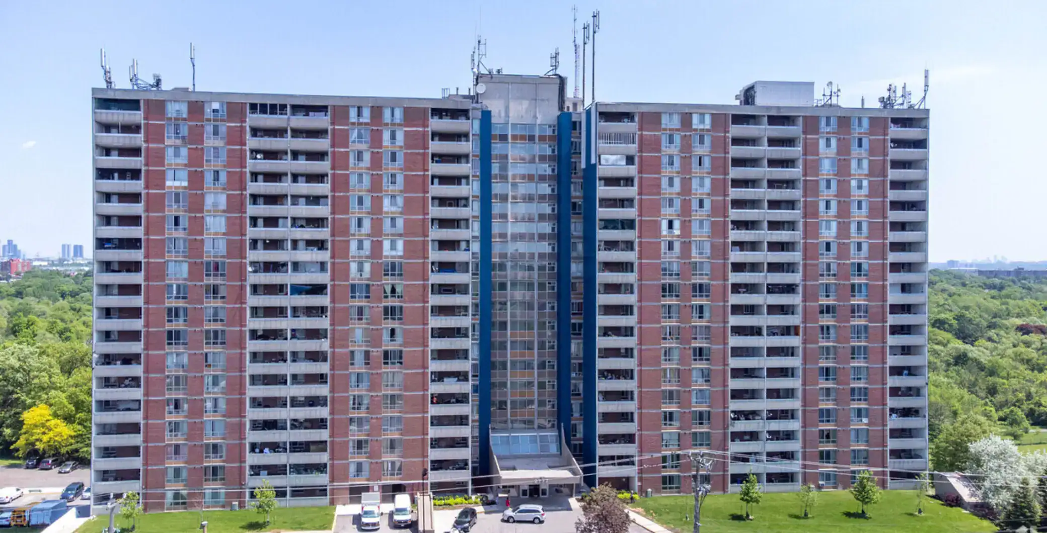 ‘The rooms are on fire,’ Toronto residents are calling on the city to