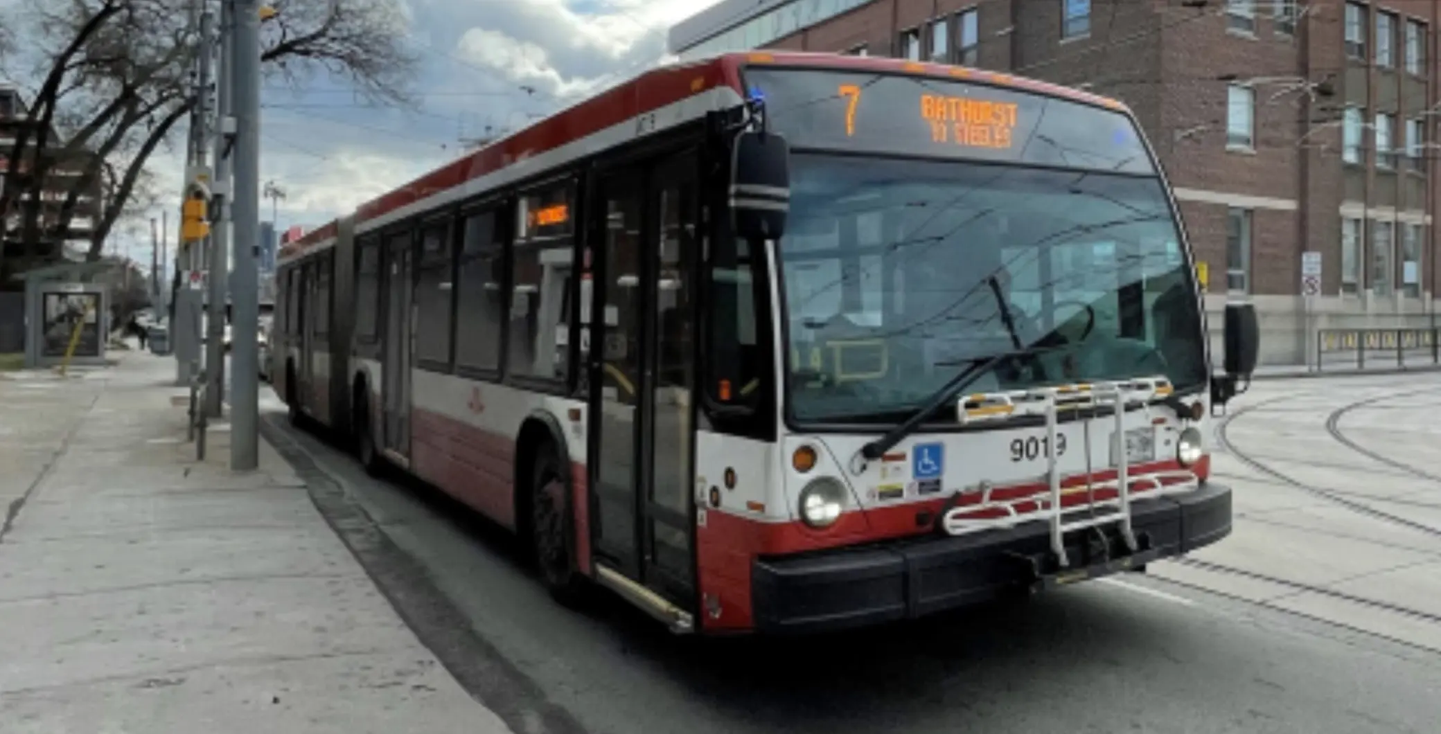 Bathurst Dufferin Bus Lanes