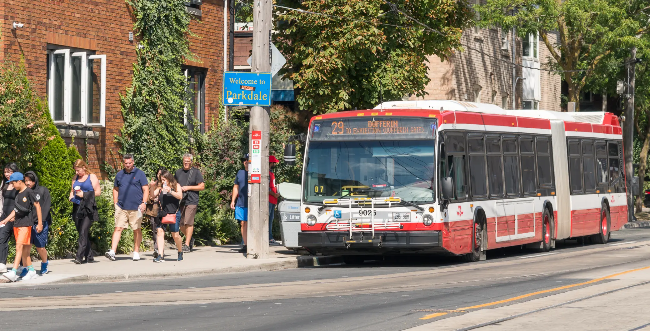 Toronto’s RapidTO lanes are installed on Dufferin St., and many riders are already feeling the difference and rejoicing the moment.