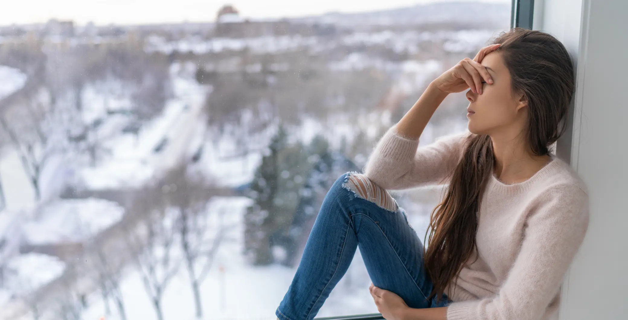 As the days get shorter and darker, many might feel more tired and less motivated. Here are some tips that can help you beat the winter blues.