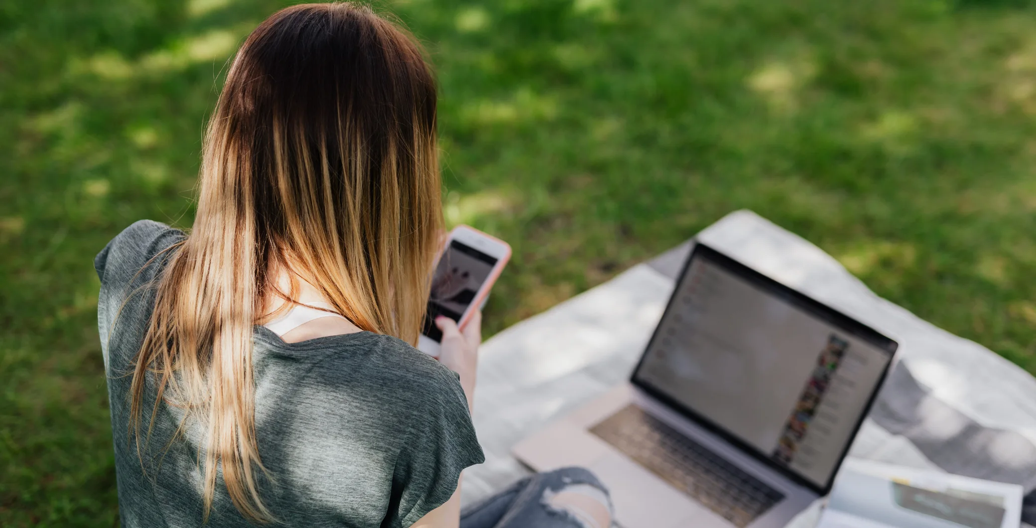 Canada considers social media ban for kids under 14; expert weighs pros and cons