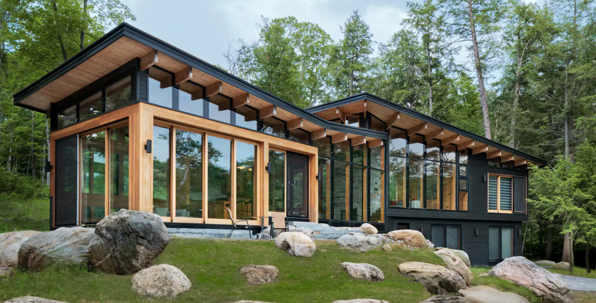 Airbnb opens limited bookings for iconic ‘Heated Rivalry’ cottage in Muskoka