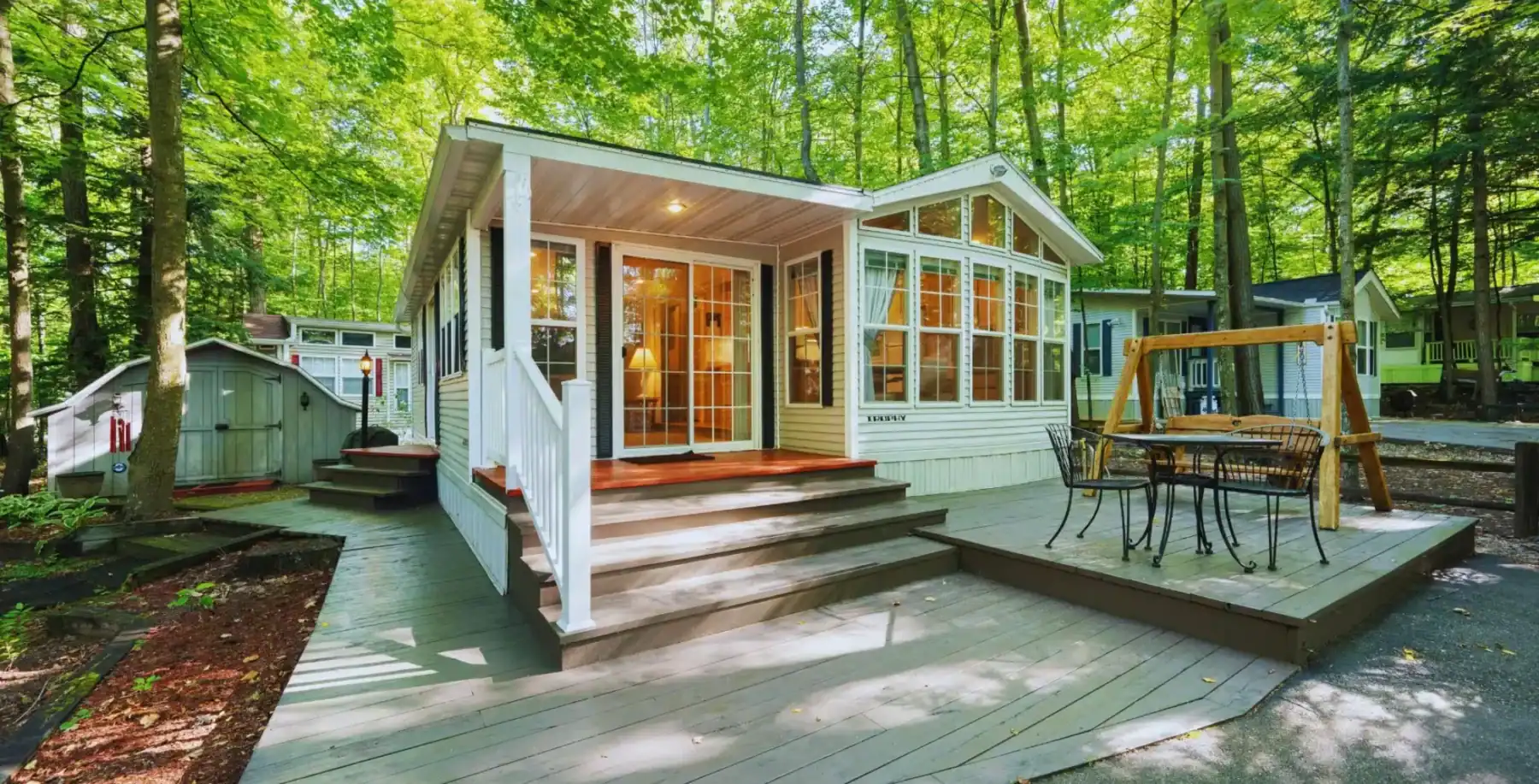 Forget condos: Young Canadians are eyeing cottages as the new housing hack