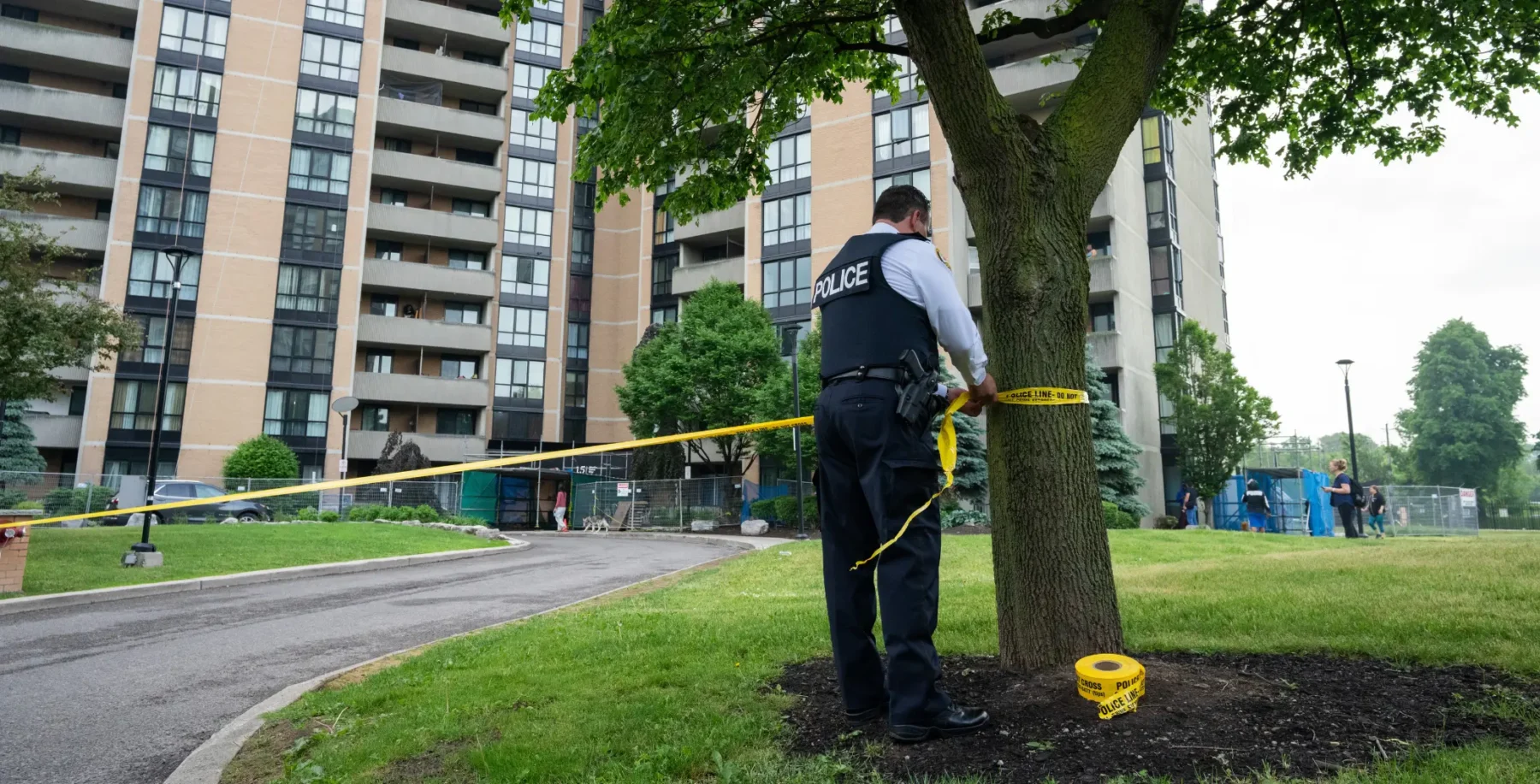 Toronto police officer dies after being shot durin